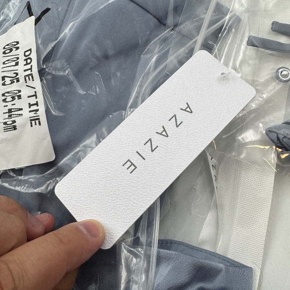 NEW AZAZIE EVERLY Stretch Dusty Blue Mermaid Off the Shoulder Stretch Satin - Picture 4 of 7